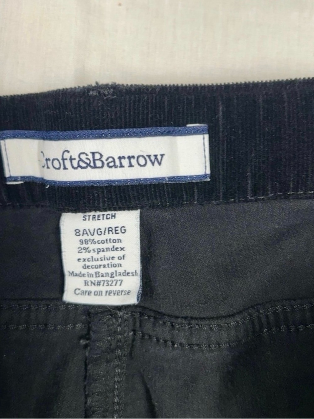 2 Pairs Of Women’s Croft & Barrow Corduroy Pants Black Brown Size 8 - Picture 5 of 7